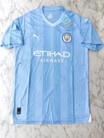 Manchester City home football jersey Venu