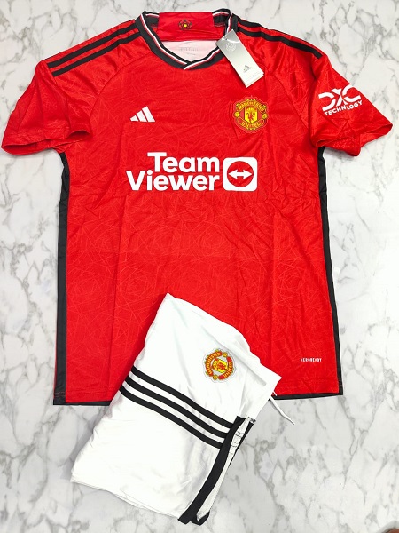 Manchester United home set football jersey Venu
