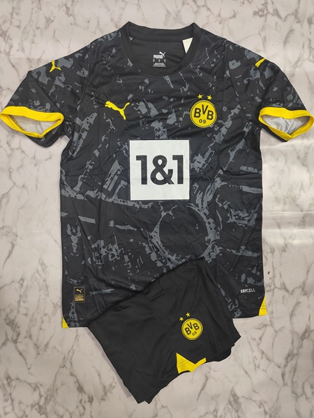 Borussia Dortmund away set football jersey Venu