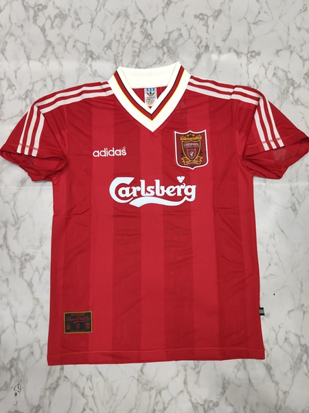 Liverpool home retro master football jersey Venu