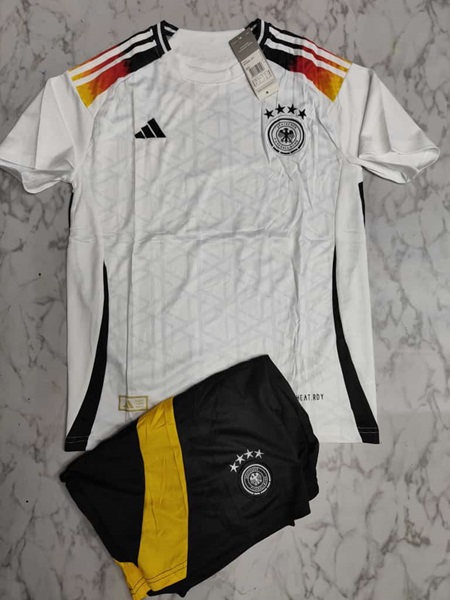 Germany home set football jersey Venu
