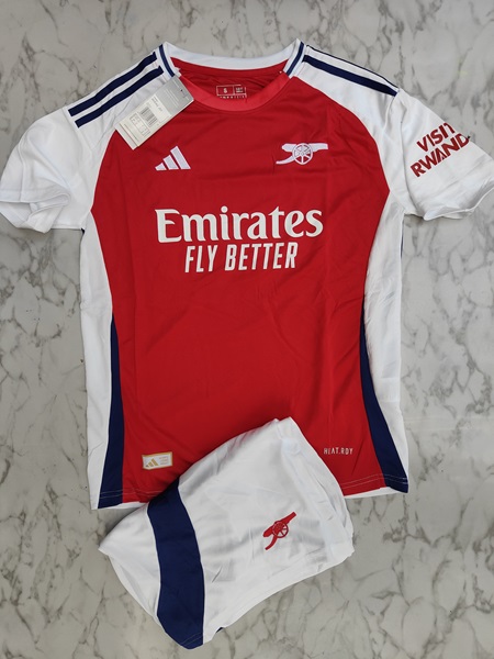 Arsenal home set football jersey Venu