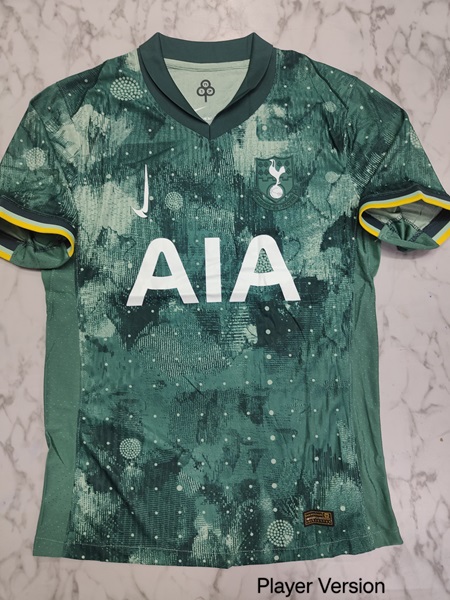 Tottenham Hotspur third player football jersey Venu