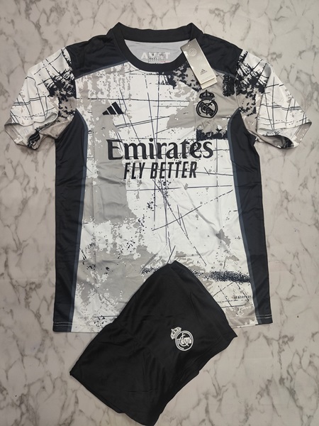 Real Madrid grey special edition set football jersey Venu