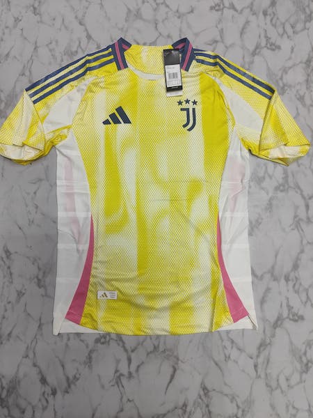 Juventus away player football jersey Venu