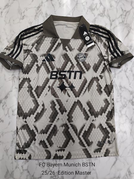 Bayern Munich special edition master copy football jersey Venu