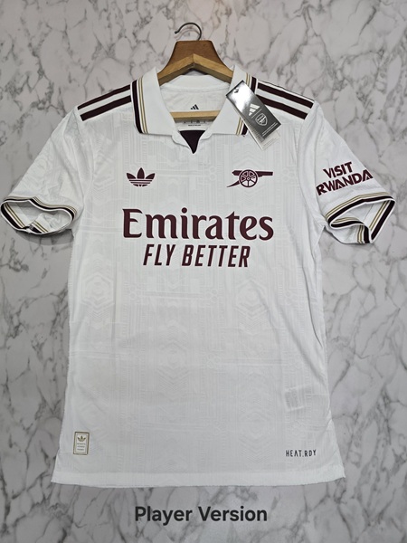 Arsenal third player football jersey Venu