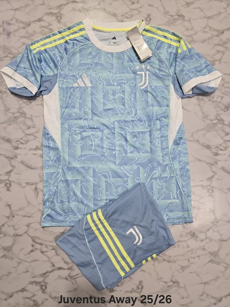 Juventus away set football jersey Venu
